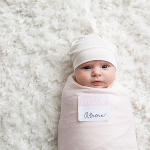 LULUJO- HELLO WORLD BLANKET & KNOTTED HAT IN PINK