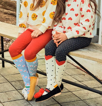 PETITE HAILEY- HEART KNEEHIGH SOCKS