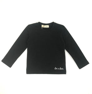 DOE A DEAR- L/S BASIC TEE W/ STONE SIGNATURE