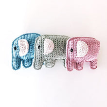Organic Elephant Rattle - Dusky Pink