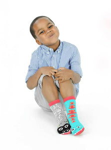 GIANT GORILLA & MUTANT LIZARD - KIDS MISMATCHED SOCKS